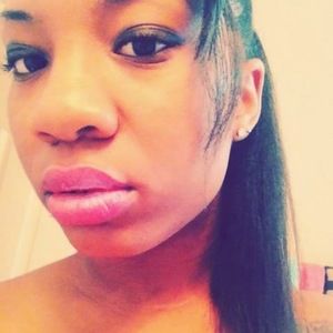 Meet your Posher, Deonna